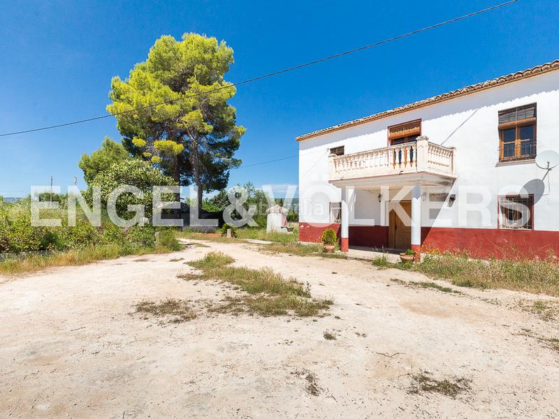 Foto 66db9716-7d3f-4c71-b3b6-b8dfcba6ac57. House with heating parking in Centro Ontinyent