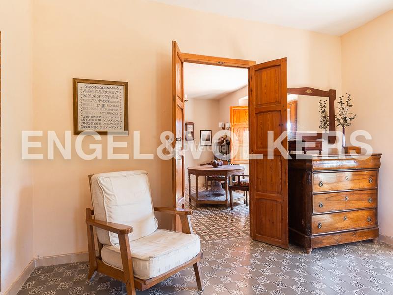 Foto c718cb71-4c3b-47a3-a33b-6d221ce51698. House with heating parking in Centro Ontinyent