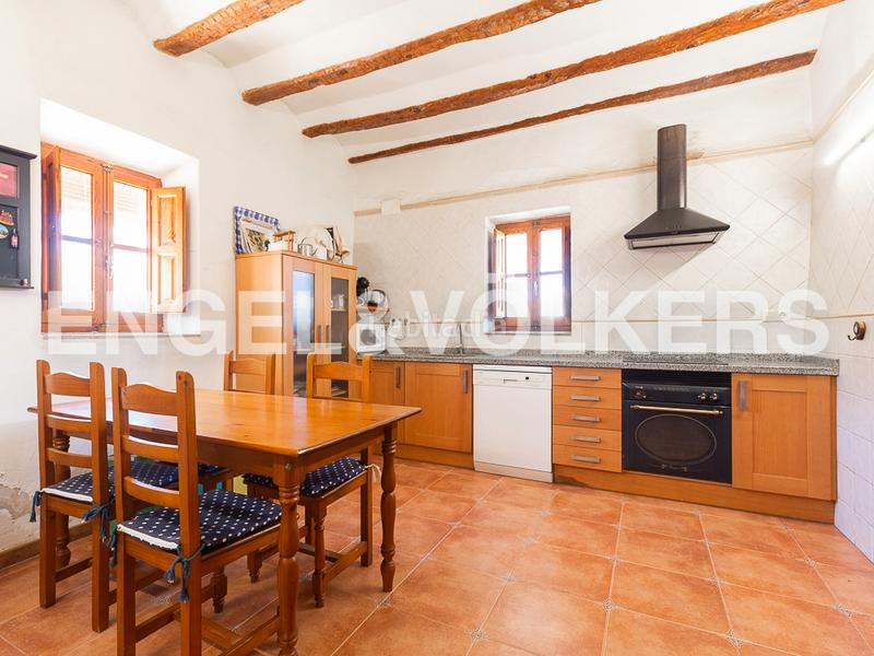 Foto e513e7a5-f5ae-4893-8c7b-4921bd4af472. House with heating parking in Centro Ontinyent