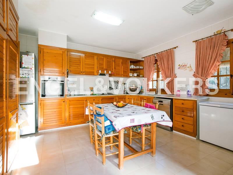 Foto 9d890f03-858a-40f4-a4cb-5c361c3c385a. Haus mit heizung parking in Real de Gandía