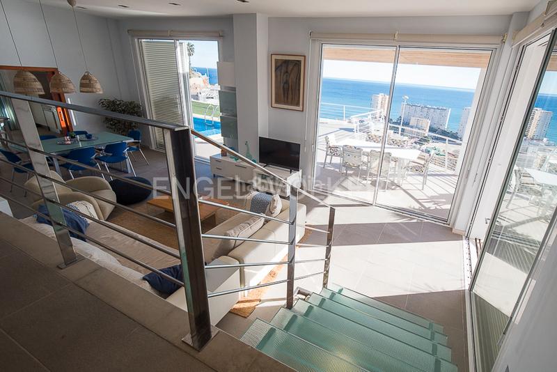 Foto 5a5d96e9-eaa7-4b7c-9cd9-1f70d411a4c6. Casa amb calefacció aparcament piscina a El Faro Cullera