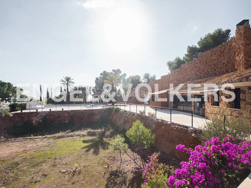 Foto 20f12bd4-e7ee-440d-8271-981629315b04. Terreno residenziale in Alfinach - Monasterios Puçol