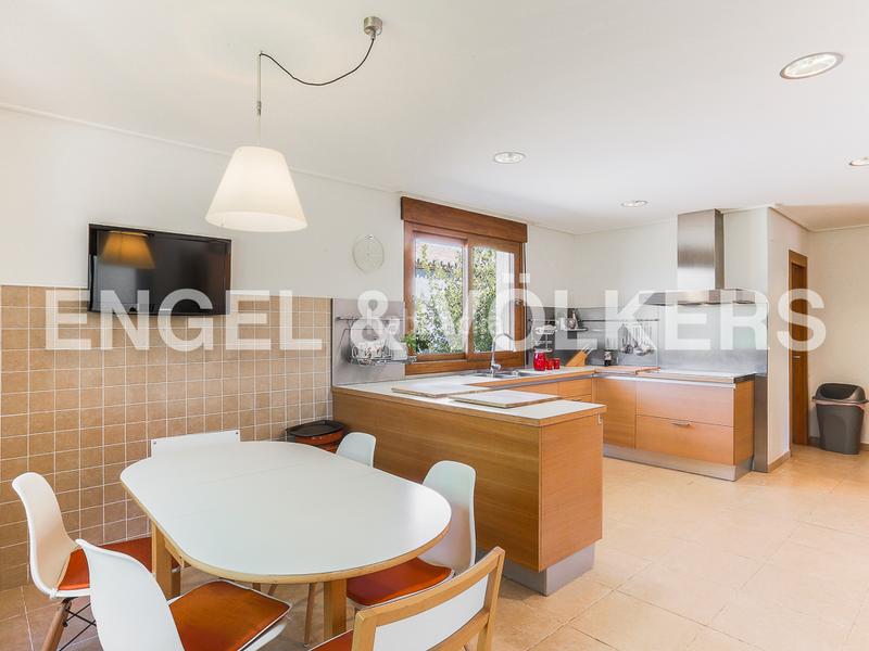 Foto 587a6a37-109e-4374-977b-ac4e4b83bb4a. Casa impresionante chalet en El Pilar Ontinyent