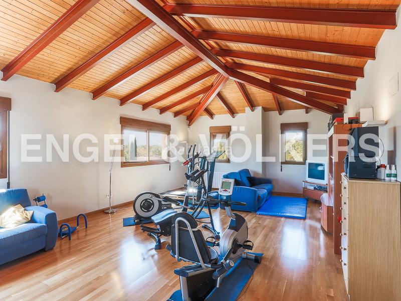 Foto b2ce7f81-9aa0-4e4d-b7f5-d367a1ccd91a. Casa impresionante chalet en El Pilar Ontinyent