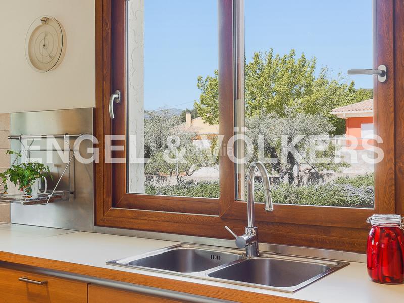 Foto ce3d9029-ea51-4c6b-8dd7-3d603406e9bf. Casa impresionante chalet en El Pilar Ontinyent