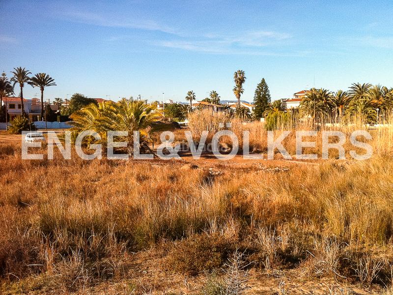 Foto 2221d275-3756-4255-95b0-d562adfeb223. Terreno residencial parcela junto al mar en almardà en Sagunt