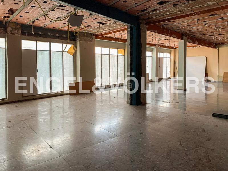 Foto 4056c877-417d-4a93-8c7b-012ed55b5548. Casa adosada edificio en Utiel