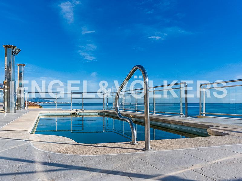 Foto 2935d331-4828-4862-8556-9a6f2321275f. Apartamento  con magnificas vistas en primera línea en Peñíscola