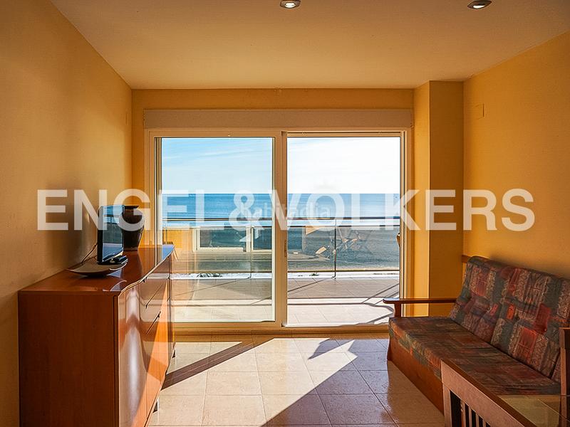 Foto 74a6c673-2ab1-4a23-8089-f7ebdcbfb43d. Apartamento  con magnificas vistas en primera línea en Peñíscola