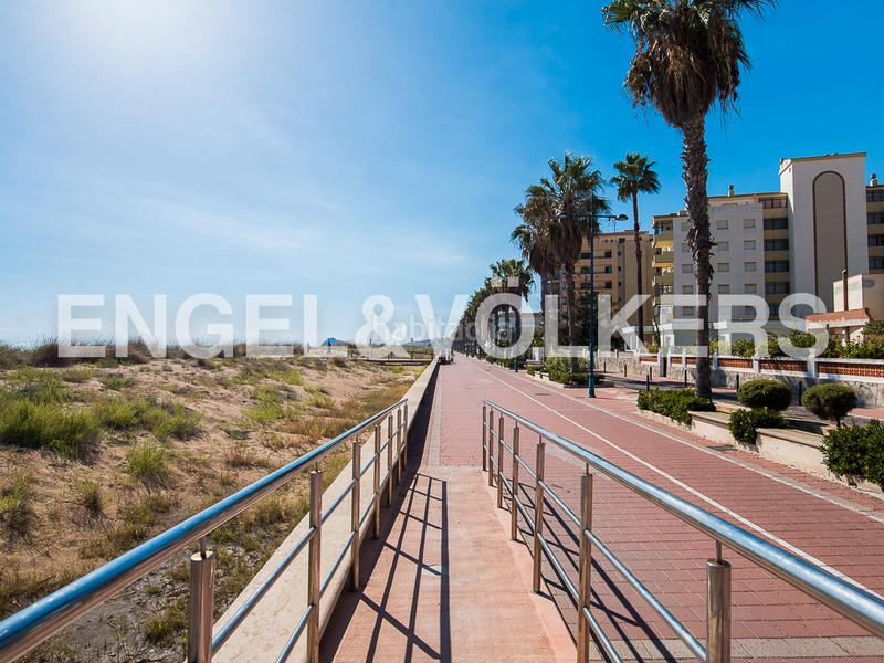 Foto 932c5019-5bf2-4c42-b547-e49170cedbd0. Apartamento  con magnificas vistas en primera línea en Peñíscola