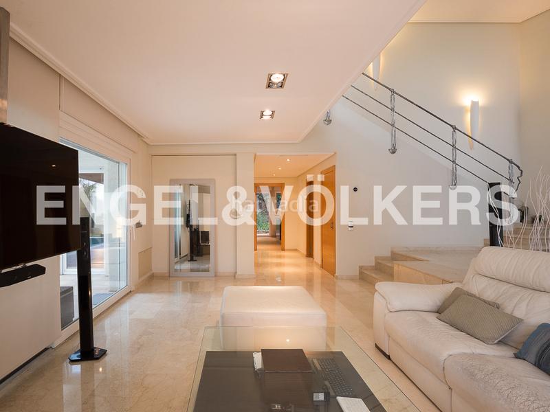 Foto 24d040e6-6e3e-458d-9a6a-5ee4c51765b0. Maison avec chauffage parking piscine dans Gilet