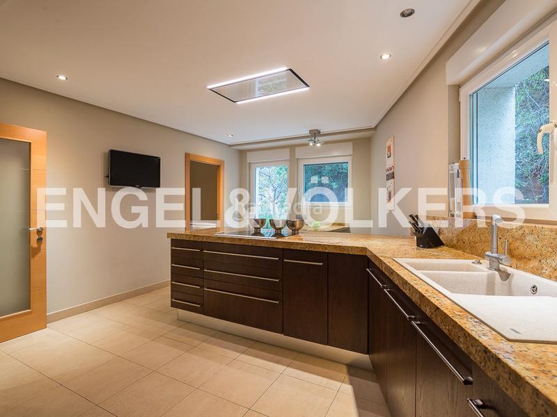 Foto 71f34176-c49e-4aae-9c49-dfe12b5ca772. Maison avec chauffage parking piscine dans Gilet