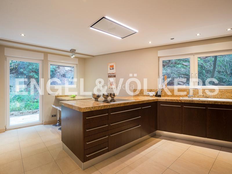 Foto de5eb834-2821-41f1-beb4-4fcd221ff9da. Maison avec chauffage parking piscine dans Gilet