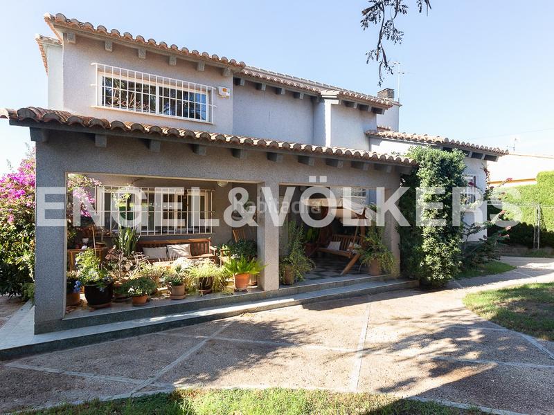 Foto 3dfa4f56-ffdf-4fe6-8b72-818941ddd140. Haus mit heizung parking pool in Entrepinos Eliana (l´)