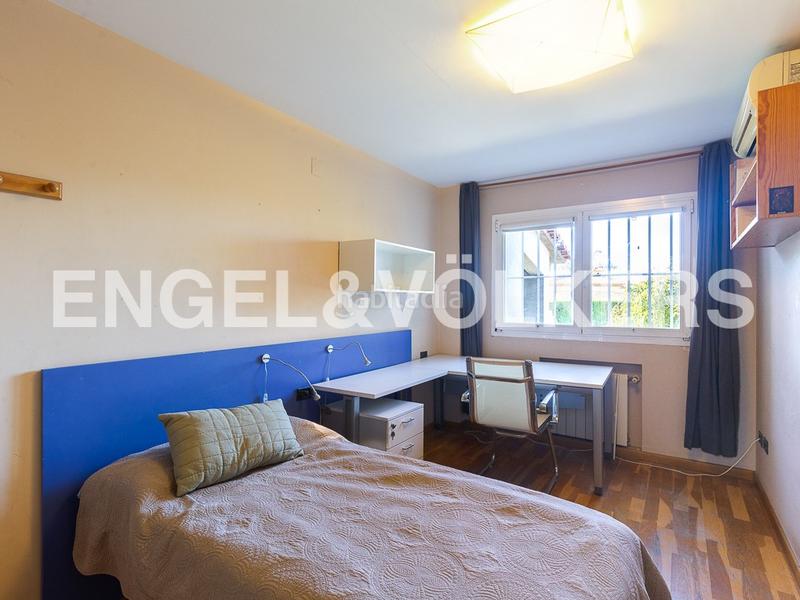 Foto 5aabcfa0-29ad-450e-9d72-59695bf802ea. Haus mit heizung parking pool in Entrepinos Eliana (l´)