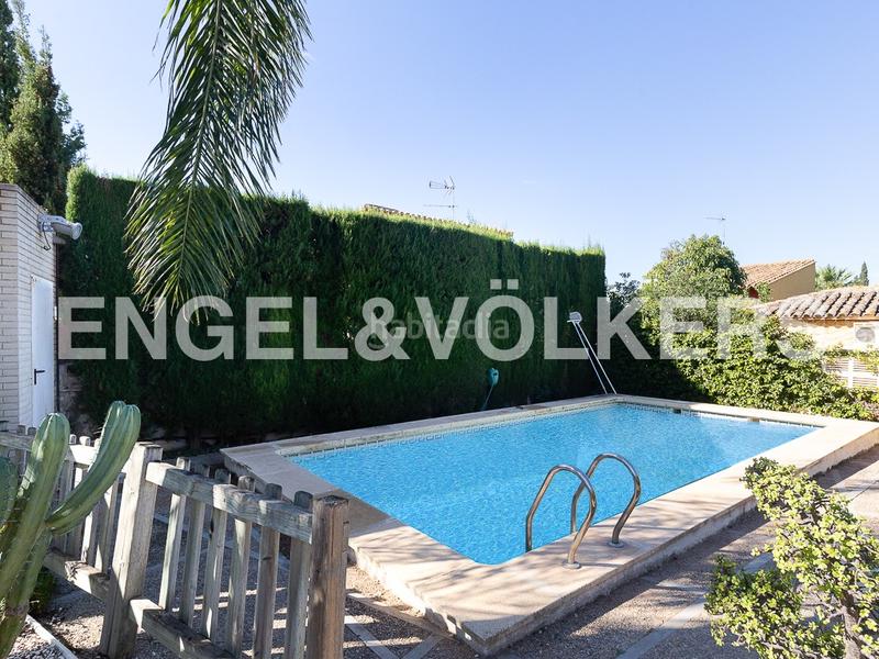 Foto 642699bd-47d8-41bc-863b-1cf15c485489. Haus mit heizung parking pool in Entrepinos Eliana (l´)