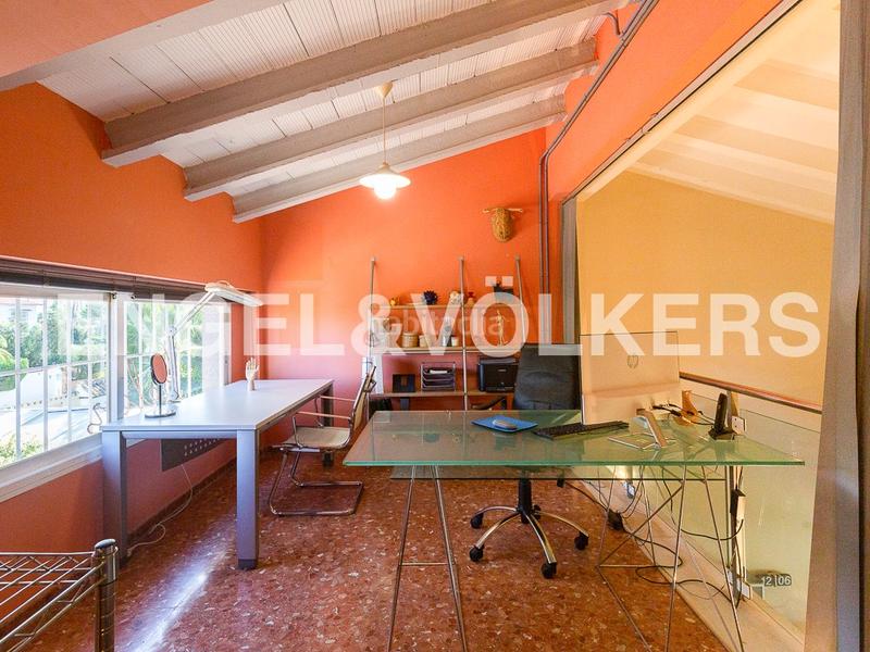 Foto 923e3117-3d0d-4d29-8c19-01c933d2c626. Haus mit heizung parking pool in Entrepinos Eliana (l´)