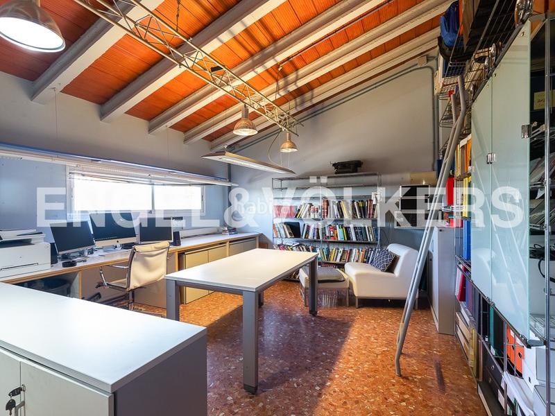 Foto f98593f9-6da2-4820-9a6e-89d89ede4769. Haus mit heizung parking pool in Entrepinos Eliana (l´)