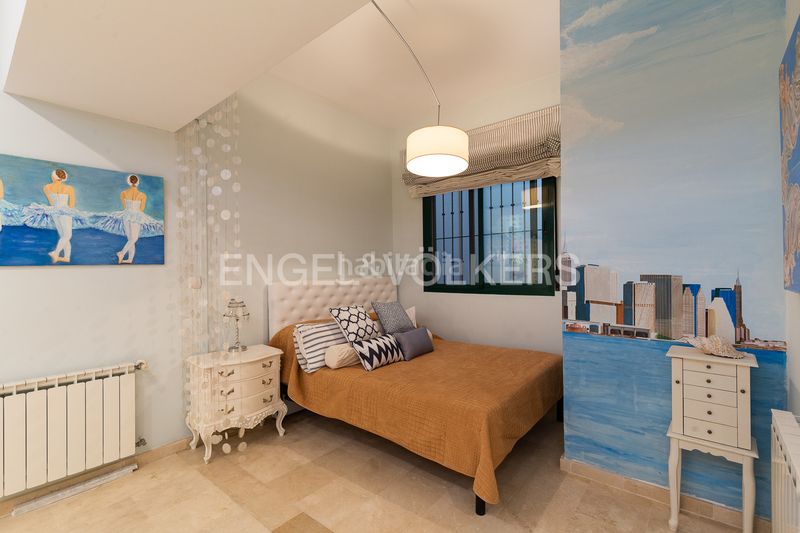 Foto 181500d5-fddb-4d84-9339-4f35a646461f. Casa adossada amb calefacció aparcament a Malva Rosa Valencia