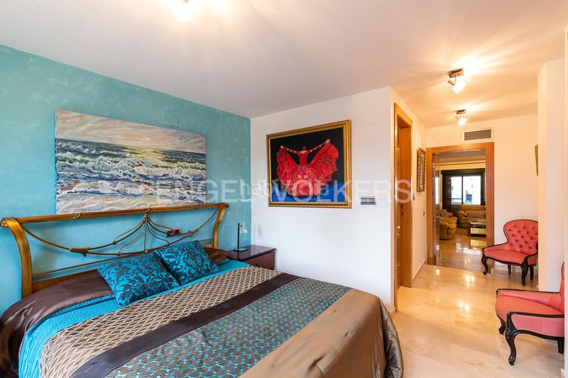 Foto 827fb128-9fba-4967-baa9-70f4d5a411ca. Casa adossada amb calefacció aparcament a Malva Rosa Valencia