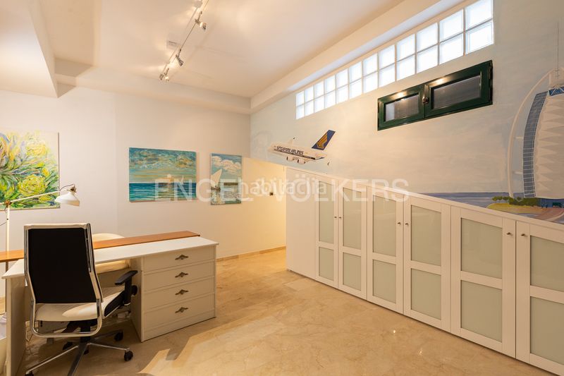 Foto a5a3ba81-2fe7-4c7b-9414-f06806a50919. Casa adossada amb calefacció aparcament a Malva Rosa Valencia