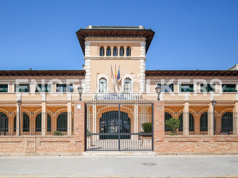 Foto e3526c54-8862-4069-af19-fda4344ecd88. Casa adossada amb calefacció aparcament a Malva Rosa Valencia