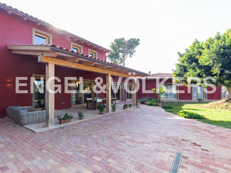 Foto ca1d5058-2ccf-4311-a551-3b2009c40019. Haus mit heizung in Los Pinares-La Masia Bétera