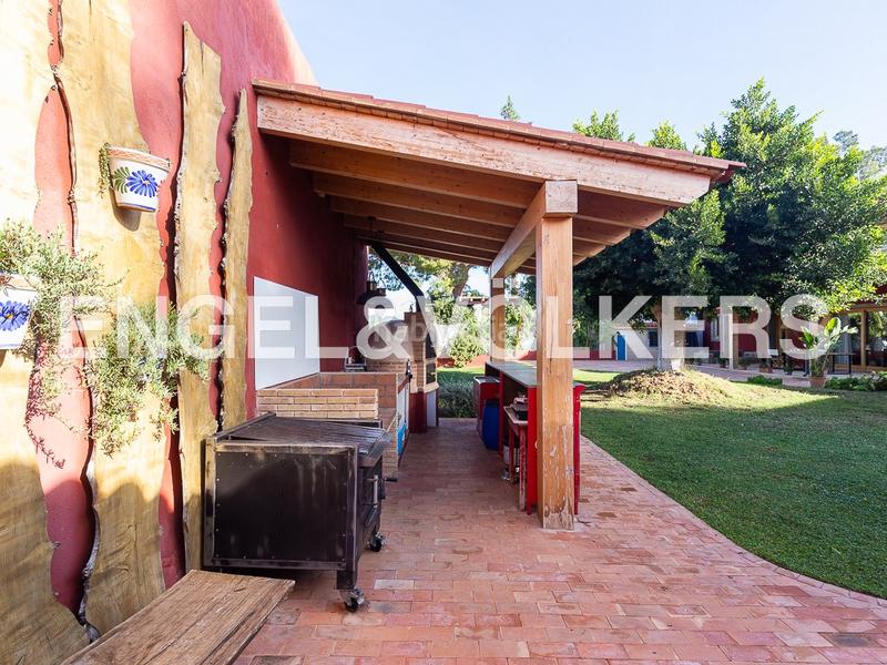 Foto df04e88d-7c2d-45e1-b49a-d7bd08d17781. Haus mit heizung in Los Pinares-La Masia Bétera