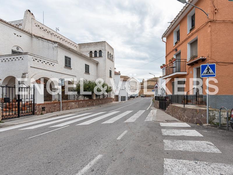 Foto 6a0f457f-3b54-4afa-8413-f269bf9b075b. Casa amb calefacció aparcament a Caudiel