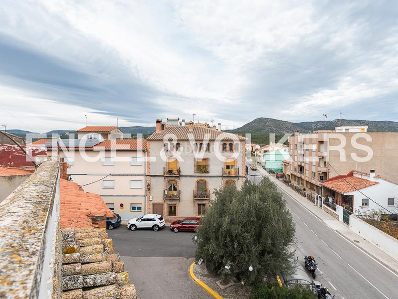 Foto 898c9c92-d65c-4f8b-901a-c1cb68bcbe71. Casa amb calefacció aparcament a Caudiel