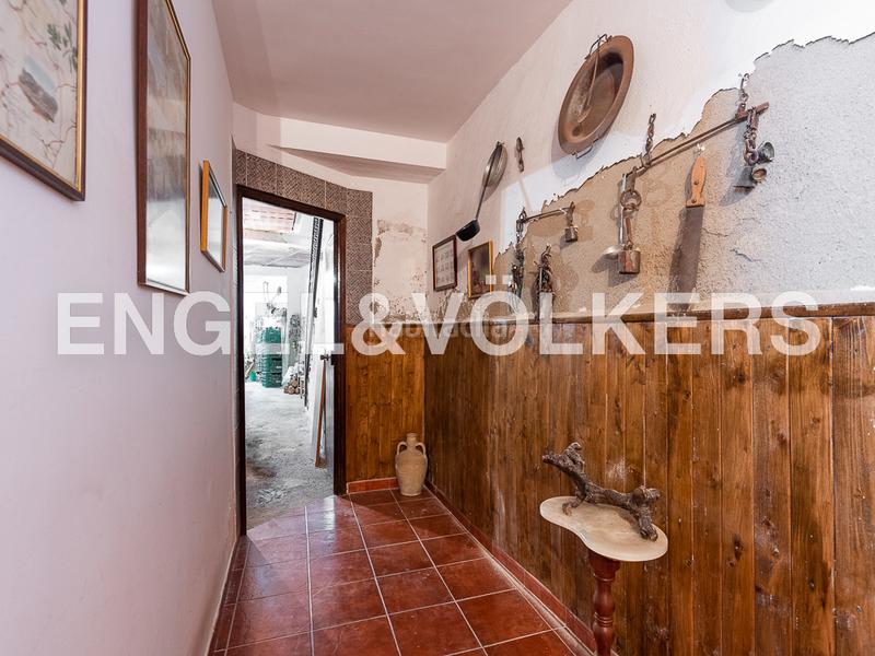 Foto f38af7bb-85e1-4ccb-96a8-df51b0e94e35. Casa amb calefacció aparcament a Caudiel