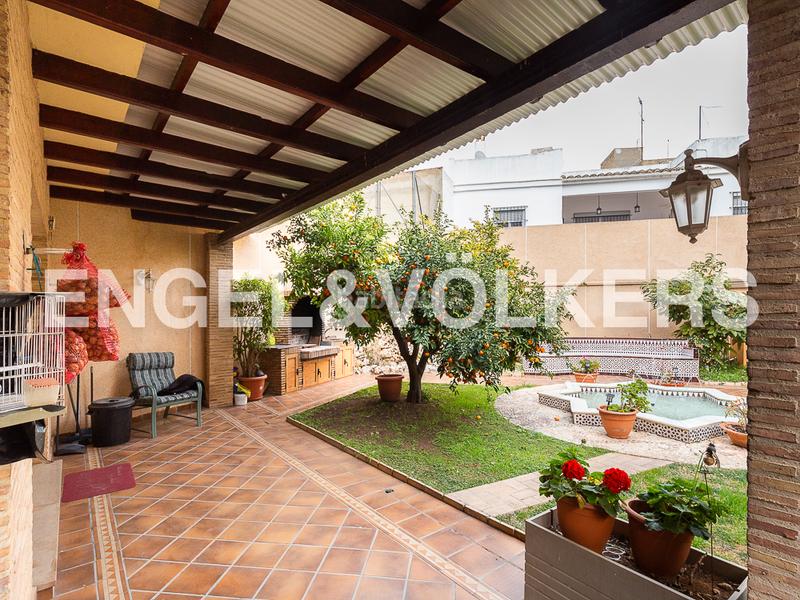 Foto 2a417280-8b75-422d-83fb-458cdb8716f3. Casa  unifamiliar en Aldaia