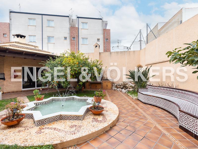 Foto a7e7677d-b00f-449d-871c-71c6927586e1. Casa  unifamiliar en Aldaia