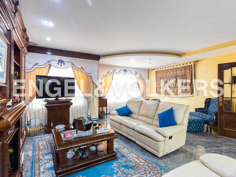 Foto d3736d37-f3f7-4bb0-8aaf-38888ba40c84. Casa  unifamiliar en Aldaia