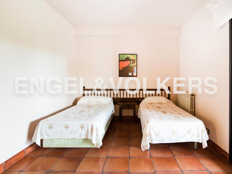 Foto 2f2ea789-5190-4437-9fa8-69f816745c52. Casa villa con piscina y jardín en Las Atalayas-Urmi-Cerro Mar Peñíscola