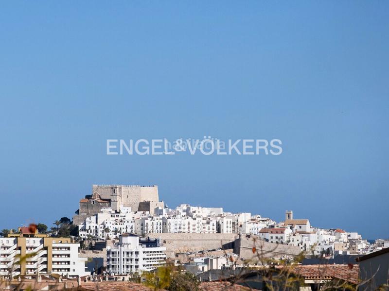 Foto 7ed44545-1e5a-4ad3-b5ea-ee470cadd459. Casa villa con piscina y jardín en Las Atalayas-Urmi-Cerro Mar Peñíscola