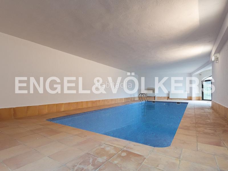 Foto 02a365c0-e5f3-4807-8fa7-70f60ab6a1e7. Maison avec chauffage piscine dans Gilet