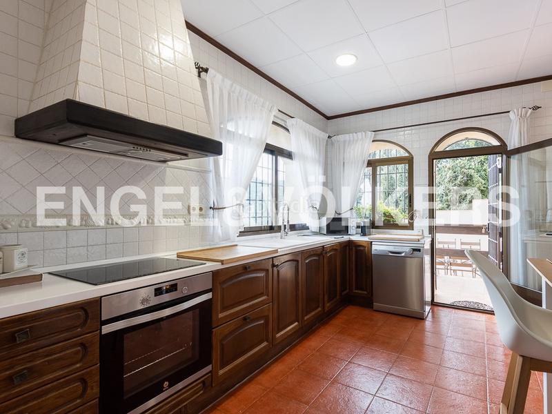 Foto 05092dd8-9673-4961-a575-e55cb3b213c9. Maison avec chauffage piscine dans Gilet