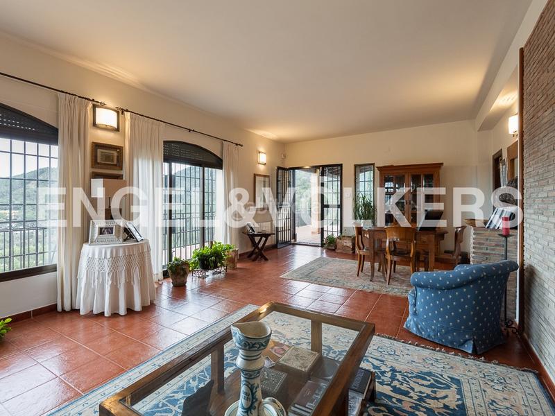 Foto 0aebe4bd-e5c0-4de9-9805-ebcc809d69e8. Maison avec chauffage piscine dans Gilet