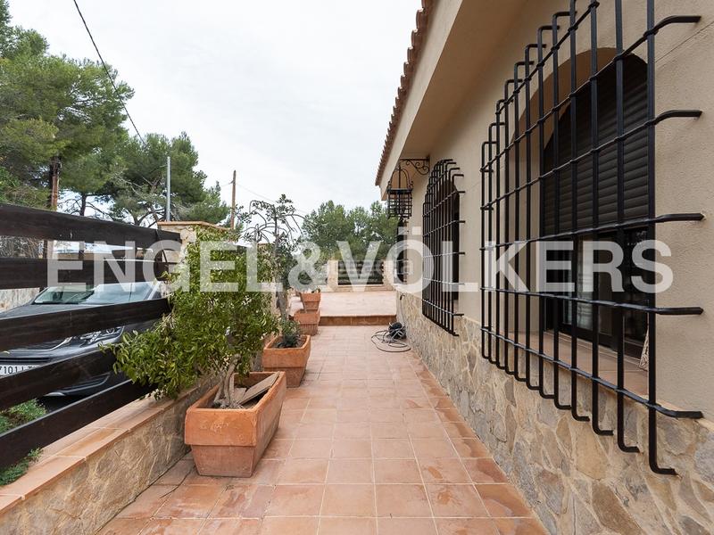 Foto 4570aee2-15b6-480a-ad61-9fceee02da79. Maison avec chauffage piscine dans Gilet