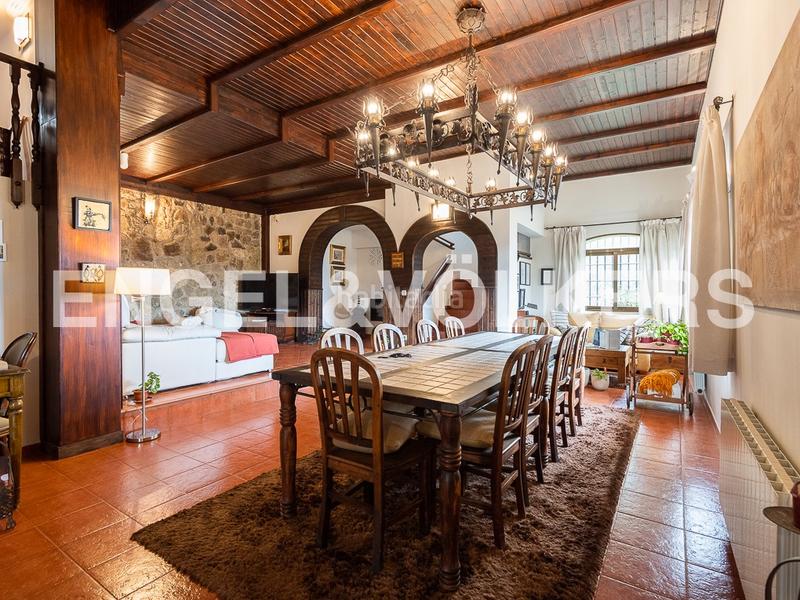 Foto 9e844913-e162-4c8d-98be-b6ceb45b51dc. Maison avec chauffage piscine dans Gilet