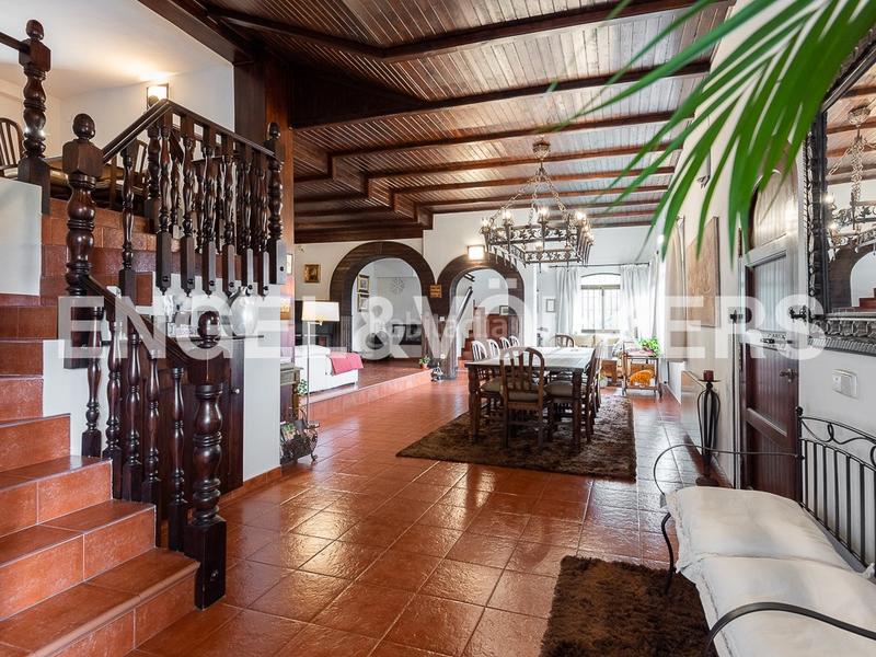 Foto e86ce745-bbe7-4a3d-9023-effba7b3d952. Maison avec chauffage piscine dans Gilet