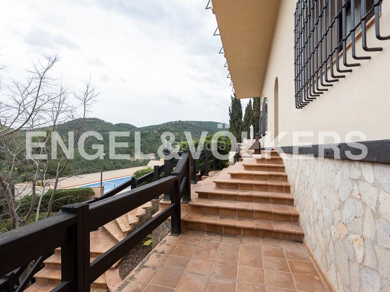 Foto f6041c8f-9a35-4d35-aa8e-43c05f2506ac. Maison avec chauffage piscine dans Gilet