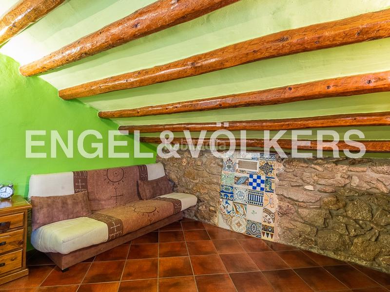 Foto 00ab7ec0-caf5-42b9-a0fd-3af917cd5fa2. Haus mit heizung in Sierra Engarcerán