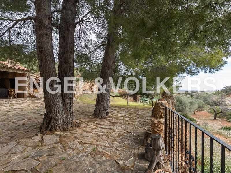 Foto ac938580-b614-4f94-9749-2b07ec07f3c3. Haus mit heizung in Sierra Engarcerán