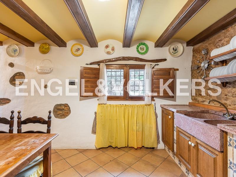 Foto e84a088a-6725-413e-9707-e9a6ad300bc6. Haus mit heizung in Sierra Engarcerán