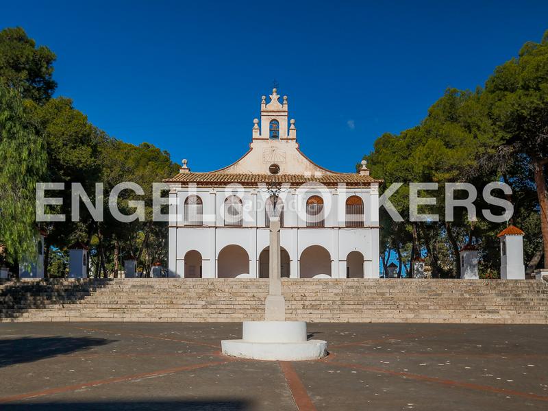 Foto 942aa3a7-7156-4345-8b5a-421f8356c0c9. Terreno residencial parcela y proyecto con vistas al mar en Godella