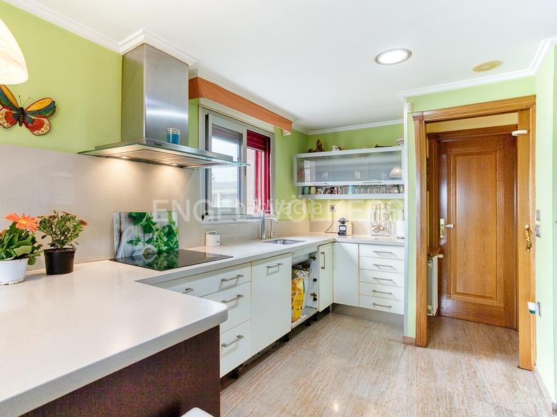 Foto 013c207f-b76d-473f-bb6e-6e67fd1b13c0. Haus mit heizung parking pool in Oliva pueblo Oliva