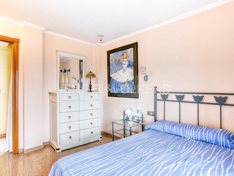 Foto 8df9c2ad-cb49-475d-9280-6f26d12f8876. Haus mit heizung parking pool in Oliva pueblo Oliva