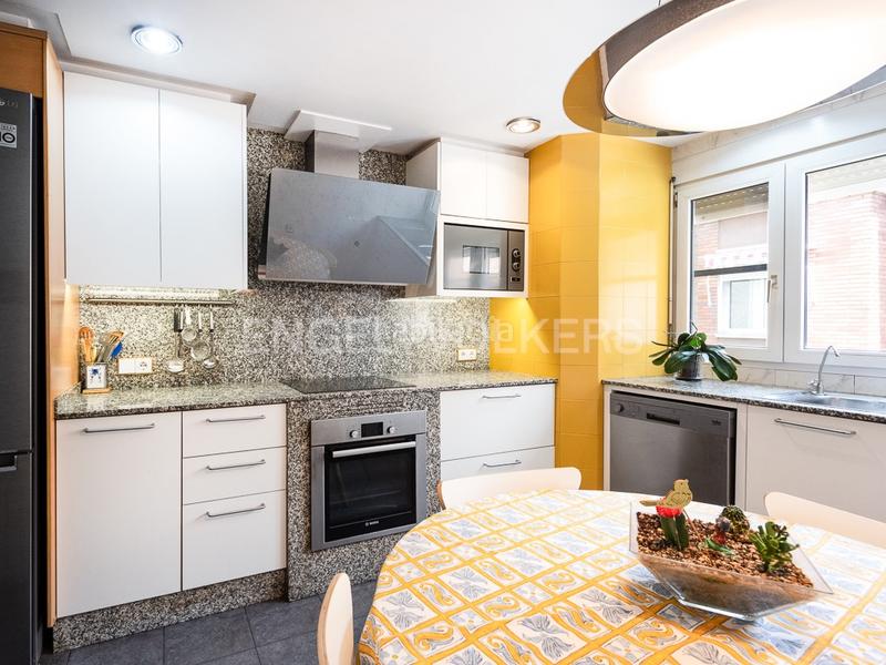 Foto 861deb29-b460-4973-ac80-aa29e7fe09cc. Maison avec chauffage parking dans Centro puerto Sagunt